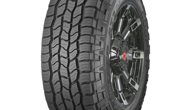 Cooper Discoverer AT3 XLT Tire 32X11.50R15 113R - MadeInUSA