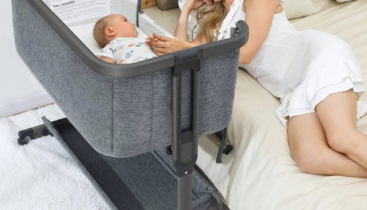 AMKE 3 in 1 Baby Bassinets,Bedside Sleeper for Baby,Baby Cradle with Storage Basket, Easy to Assemble Bassinet for Newborn/Infant, Adjustable - MadeInUSA