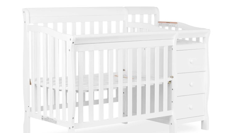 Dream On Me Jayden 4-in-1 Mini Convertible Crib & Changer, White - MadeInUSA