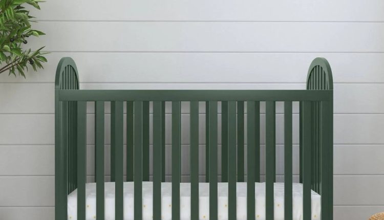 DaVinci Beau 3-in-1 Convertible Crib - Forest Green - MadeInUSA